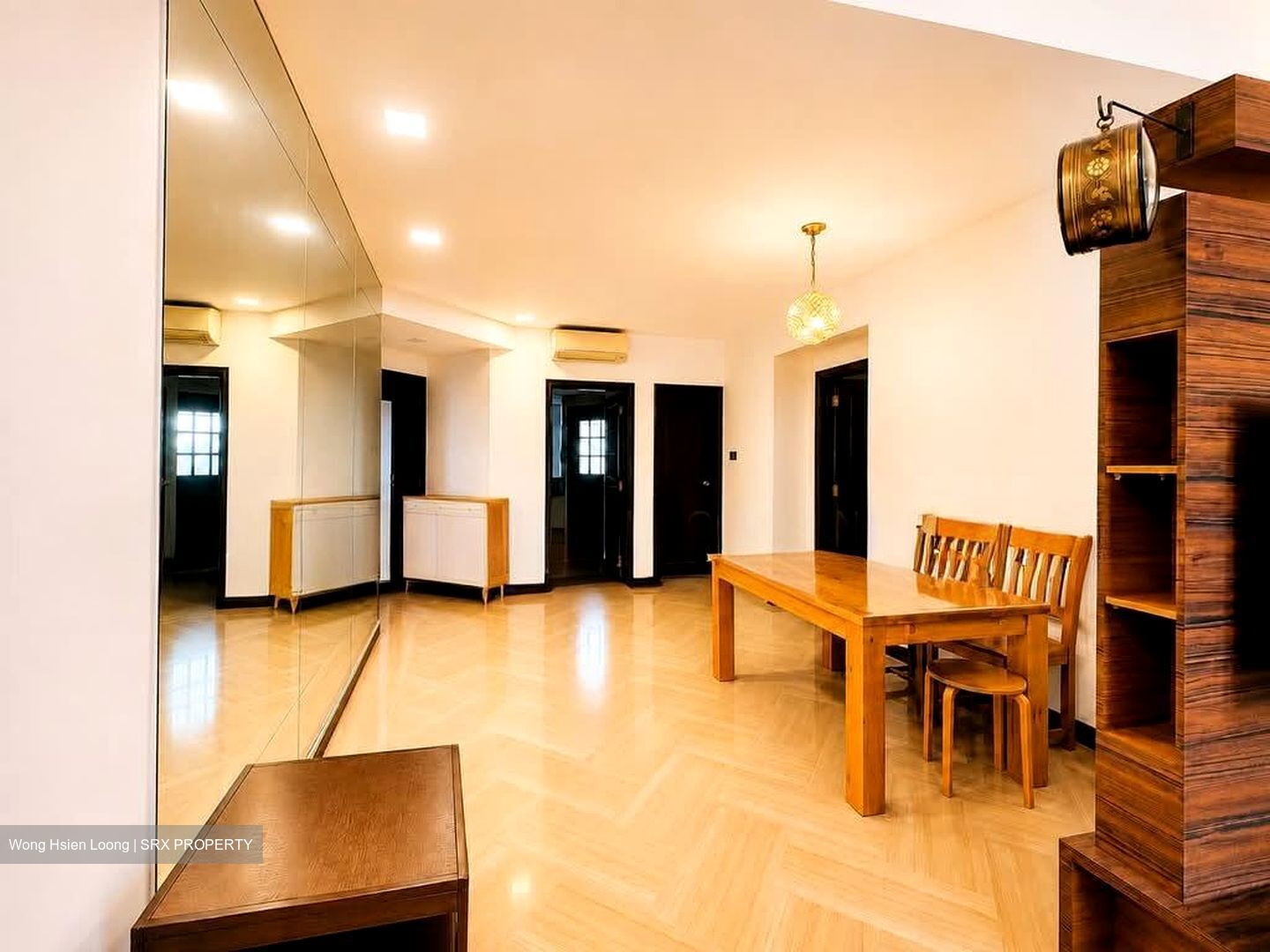 Glendale Park (D23), Condominium #556780911